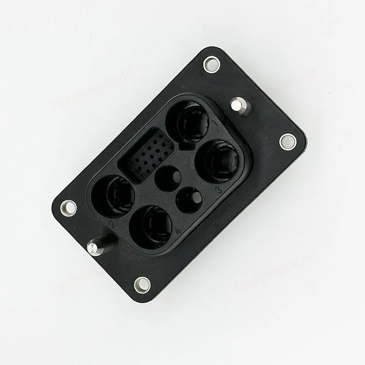 特诚科技PBT精密注塑件实拍 1